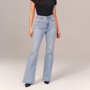 Abercrombie & Fitch Vintage High Rise Flared Jeans (curve love)